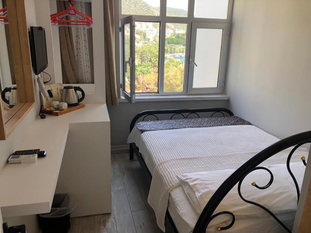 Yali Pansiyon Kaş Esterno foto